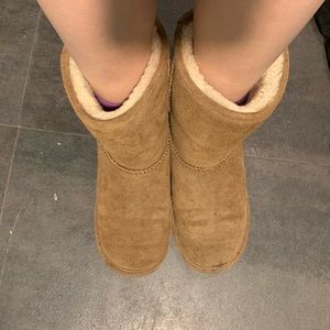 BEARPAW BOOTS